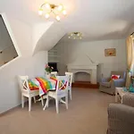 Villa Orange Skopelos Town