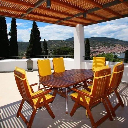 Orange Villa